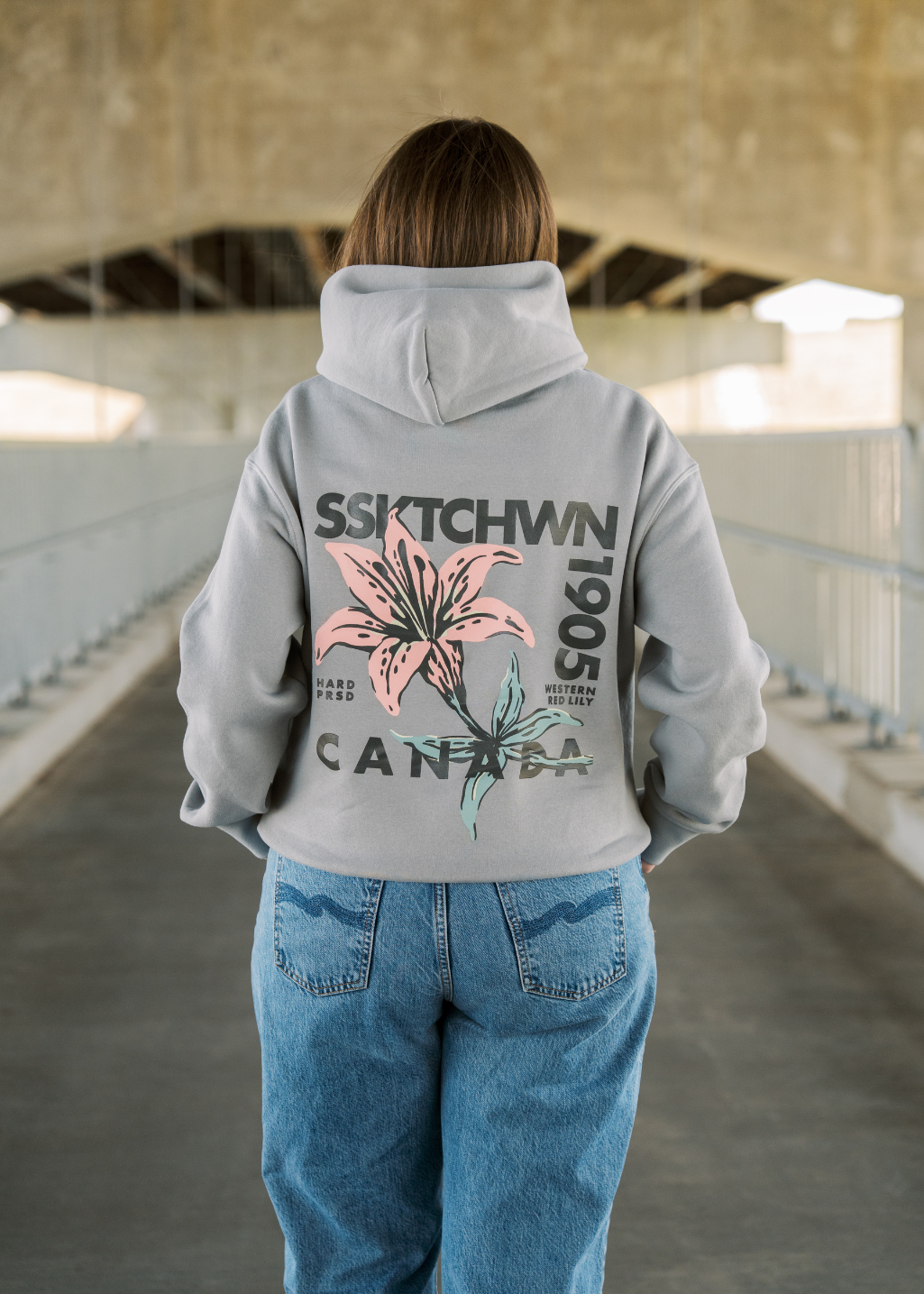Faded Lily Sweater | Cloud | Ladies - Hardpressed Print Studio Inc.