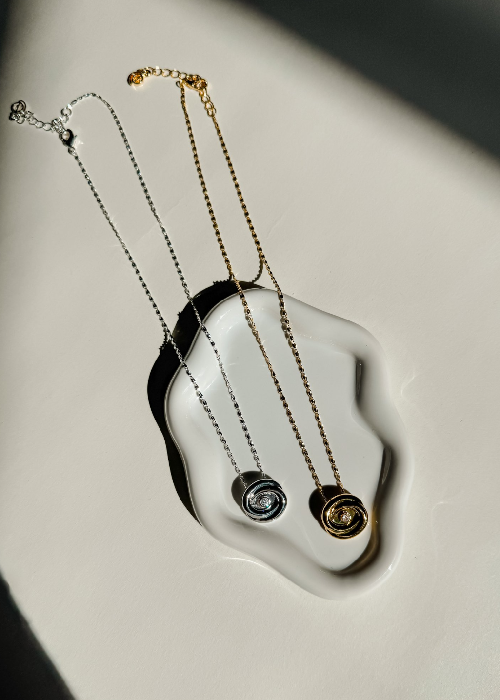 Oneiro Designs - Eternal Necklace - Silver