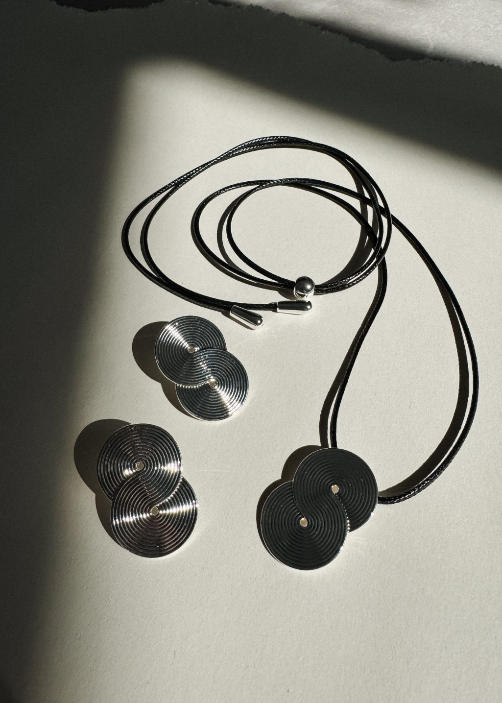 Oneiro Designs - Kismet Cord Necklace - Silver