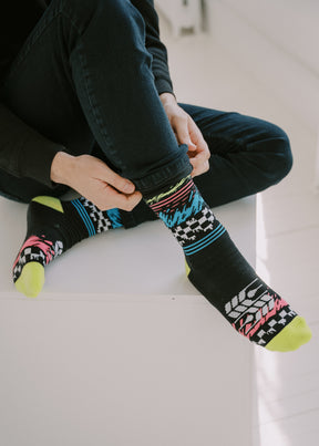 Ditch Runners Socks | Neon/Black