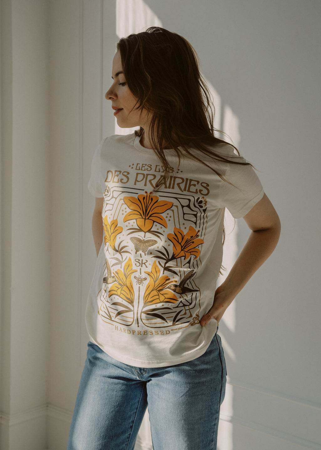 Nouveau Lily Tee | Natural | Unisex and Ladies