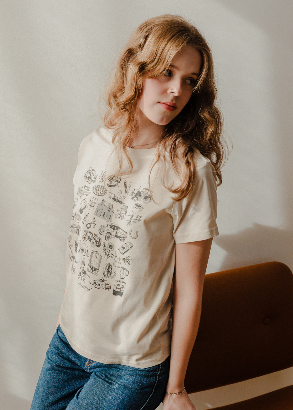 Field Tested Tee | White Sand | Ladies