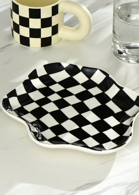 Filtrum Home - Checkered Ceramic Plate - Black