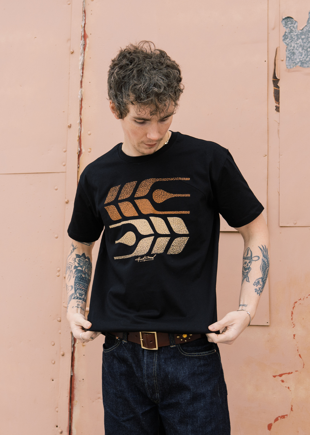 Grain Bale Tee | Black | Unisex