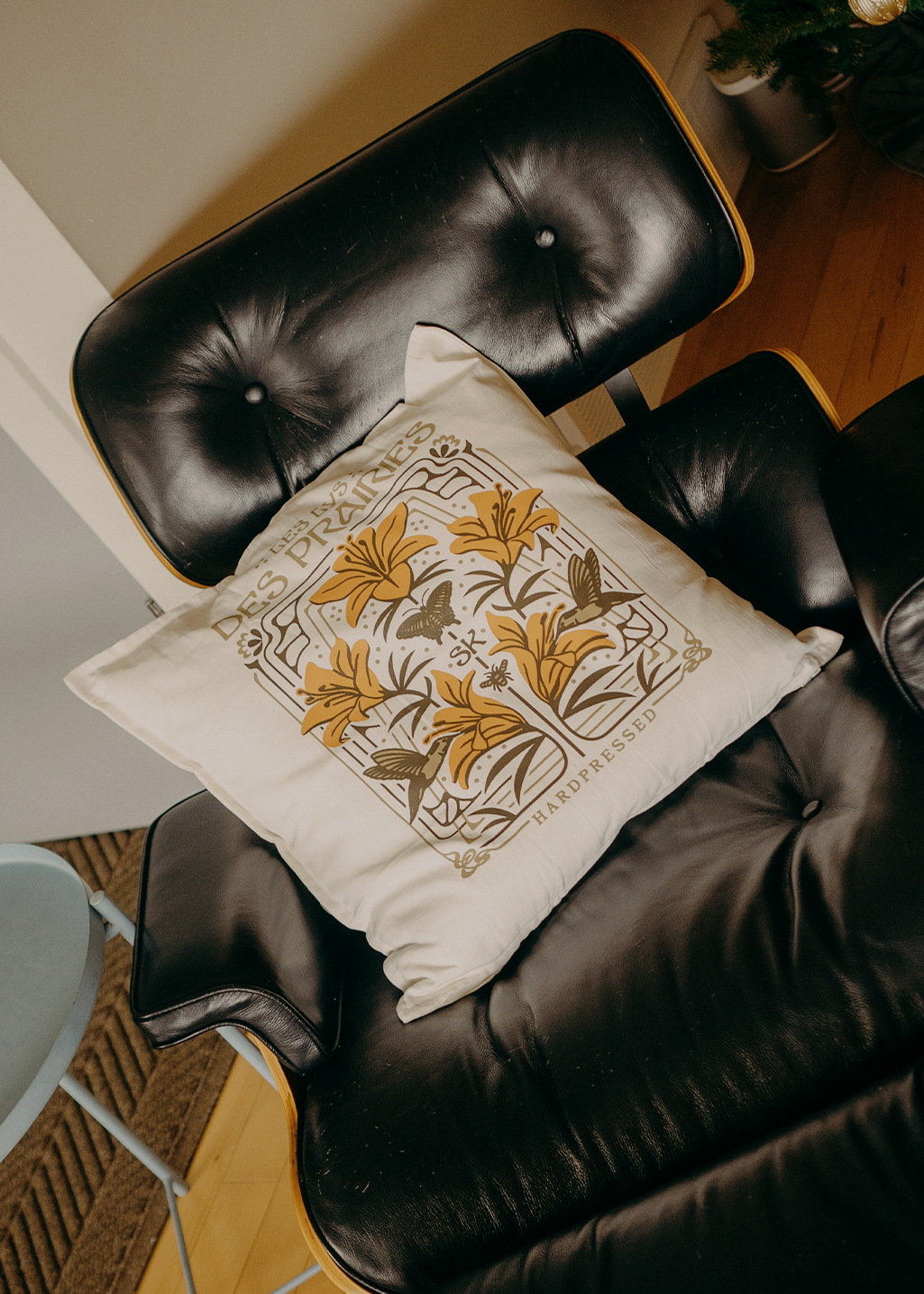 Nouveau Lily Pillow | White - Hardpressed Print Studio Inc.