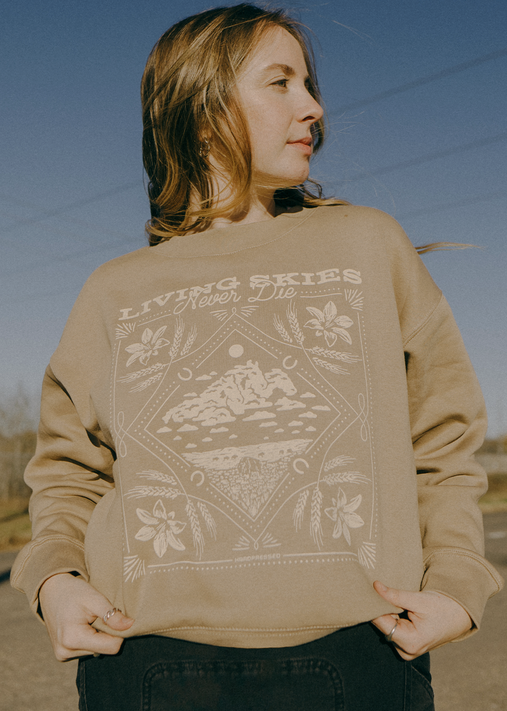 Prairie Dreamscape Crewneck | Dunes | Ladies - Hardpressed Print Studio Inc.