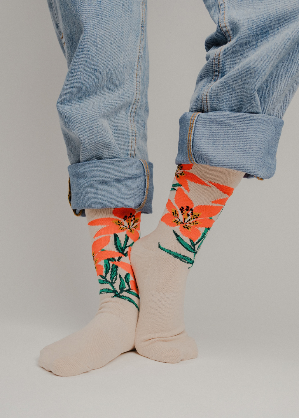 Lilium Socks | White Sand