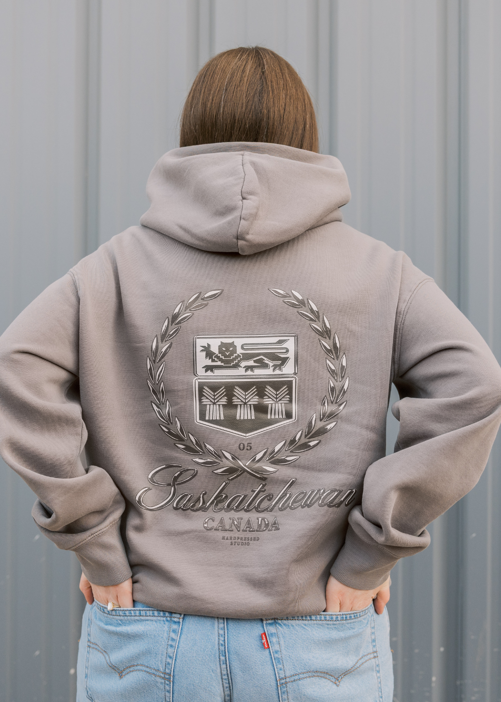 Premier Wreath Sweater | Vintage Grey | Ladies