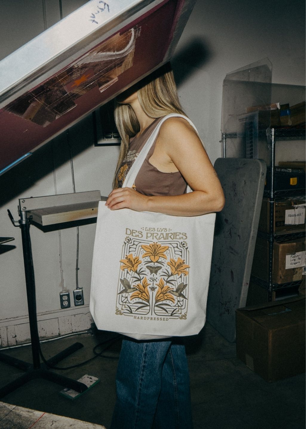 Nouveau Lily Tote | Cream - Hardpressed Print Studio Inc.