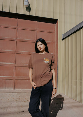 Western Lily Crest Tee | Topsoil | Unisex