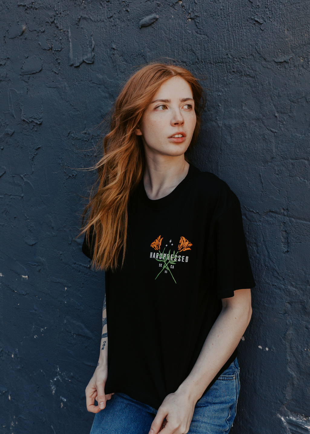 Wild Lily Boxy Tee | Black | Ladies