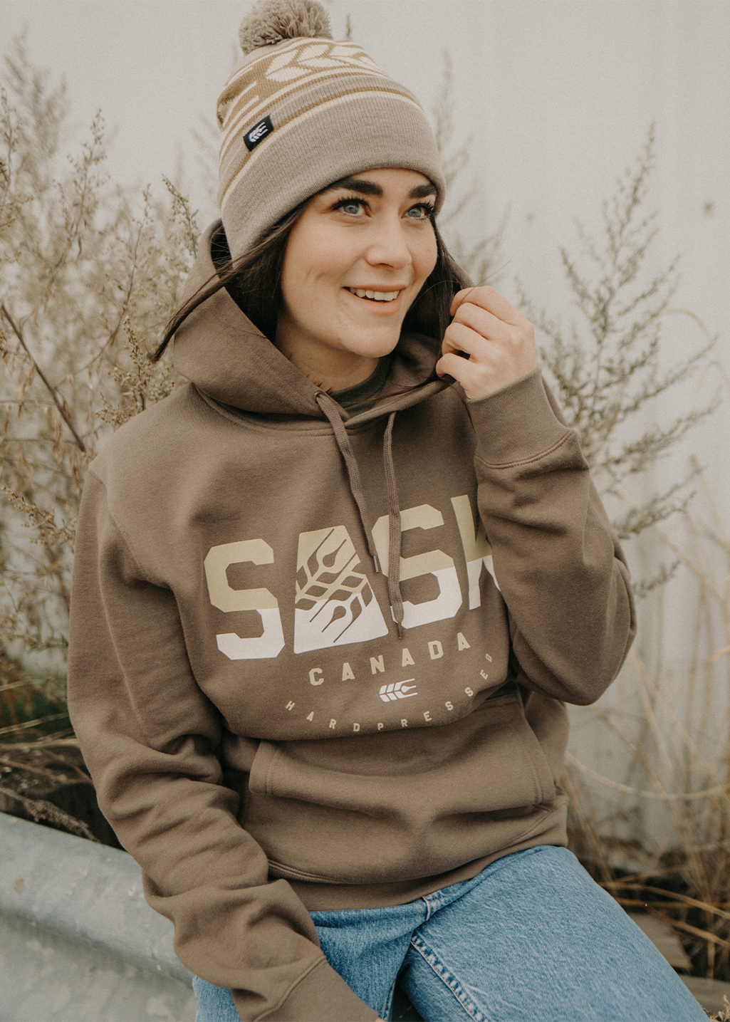 SASK Icon Two Tone Sweater | Coffee Cream | Unisex - Hardpressed Print Studio Inc.